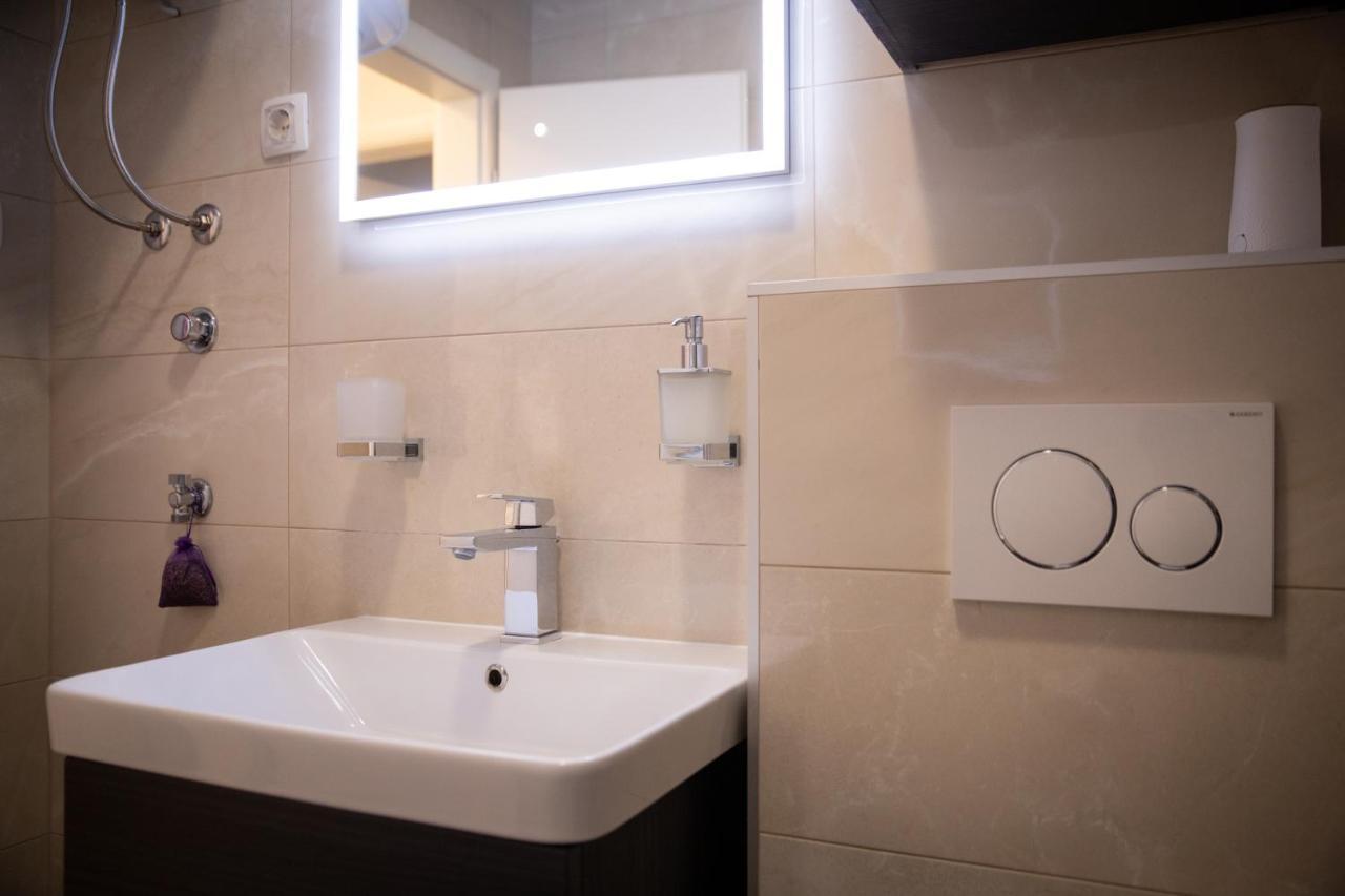 Apartman Perla มาคาร์สกา ภายนอก รูปภาพ